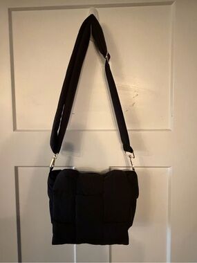 Black Quilted Shoulder Bag - Women's Crossbody